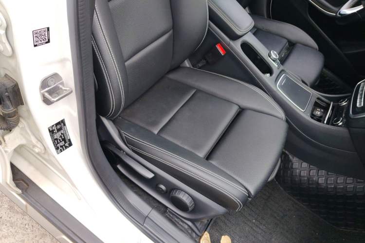 Used Mercedes-Benz GLA 2018 GLA 200 Fashion Model