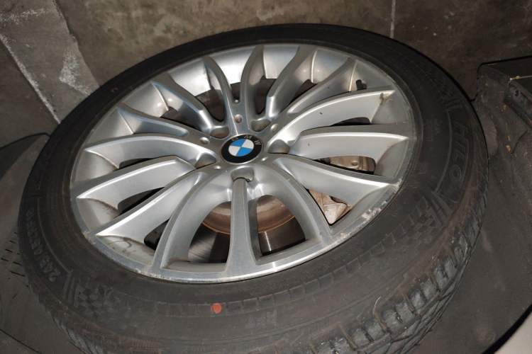 Used BMW 5 Series 2014 528Li Luxury Design Package
