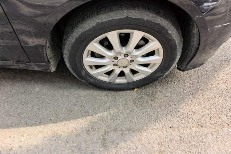 Used Mercedes-Benz R-Class 2010 R 300 L Business Model