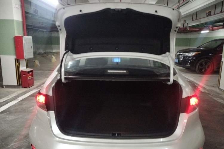 Used Toyota Levin 2021 185T CVT Sport Edition Trunk