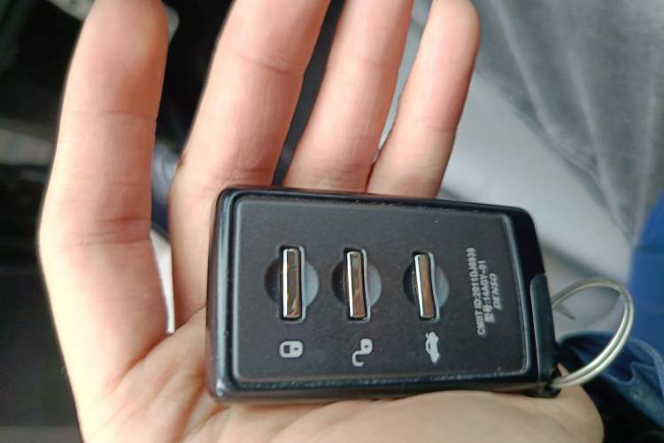 Used Subaru Outback 2014 2.5i Yashang Deluxe Edition
