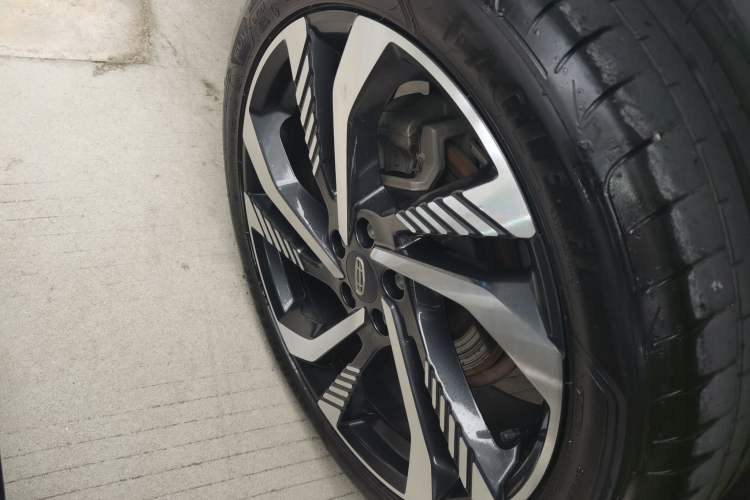 Used Geely Auto Monjaro L 2021 2.0TD DCT EVO Two-Wheel Drive Smart Luxury Version