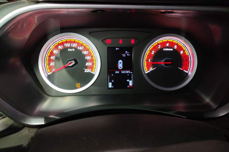 Used Soueast DX5 2019 1.5T Manual Luxury Model
