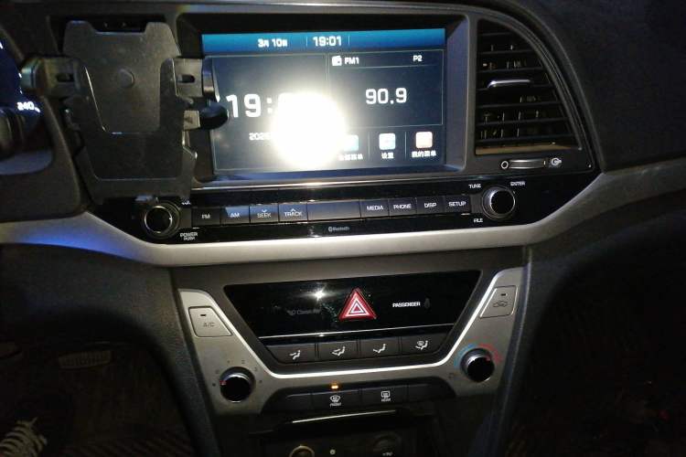 Used Hyundai Elantra (6th Generation / Lingdong) 2016 1.6L Automatic ZhiXuan – Elite Version