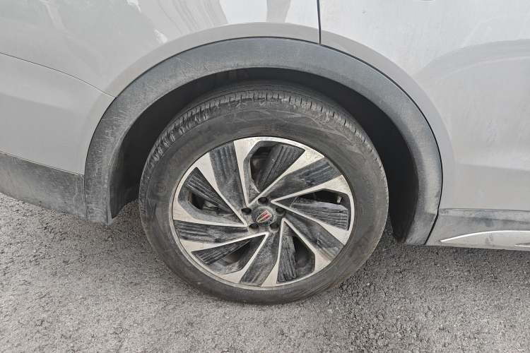 Used Hongqi HS7 PHEV 2024 2.0T PHEV Four-Wheel-Drive Flagship Edition 6 Seats
