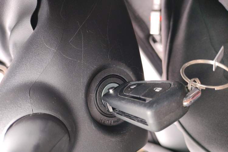 Used Toyota FRONTLANDER 2023 2.0L CVT Elite Edition Vehicle Key