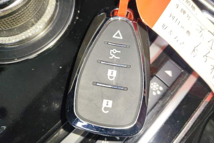 Used Jaguar XE 2017 2.0T 200 PS R-Sport
