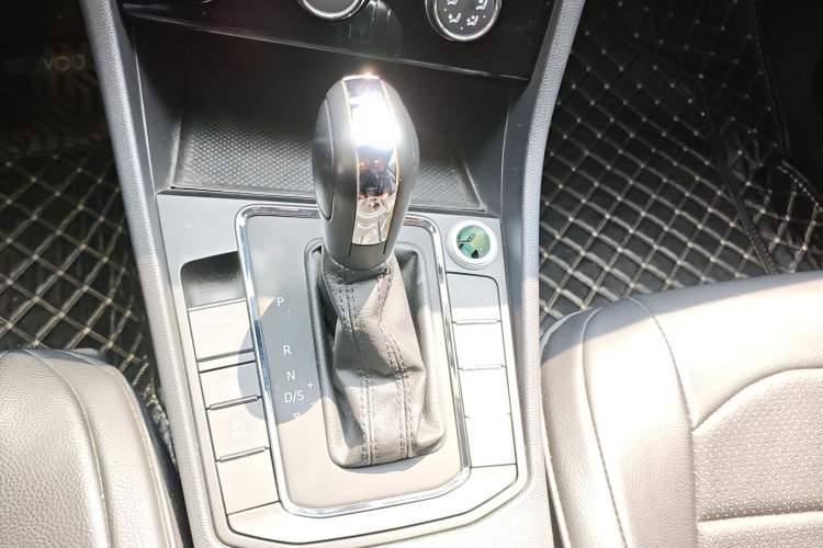 Used Volkswagen Bora 2019 1.5L Automatic Fashion Model