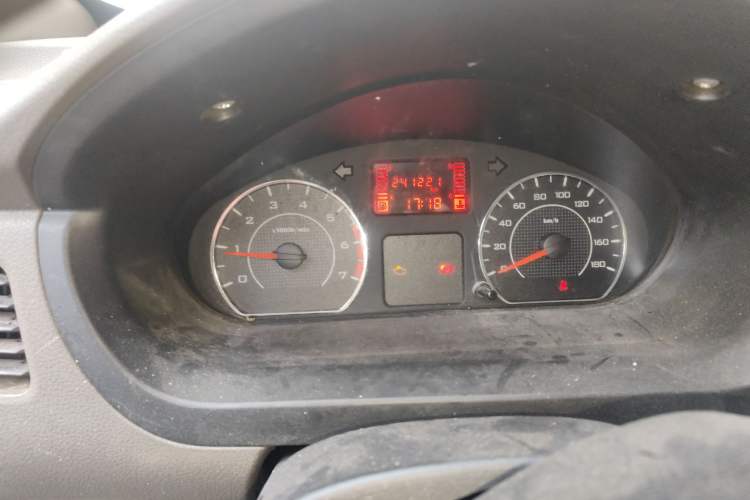Used Wuling Rongguang V 2018 1.5L Practical Version Instrument Cluster
