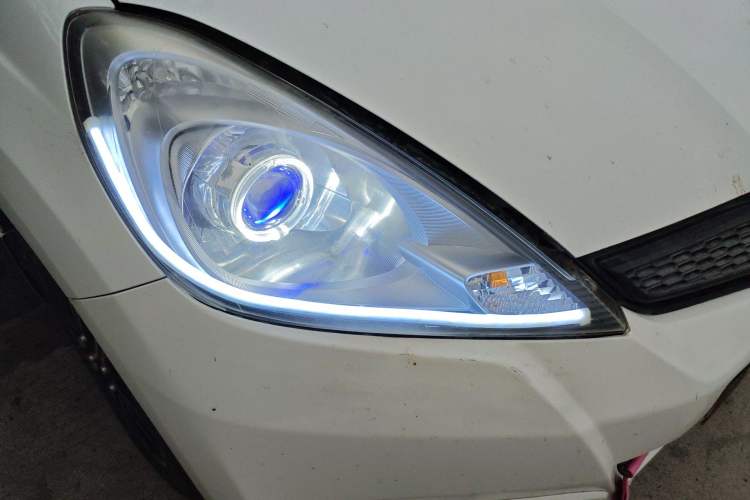 Used Honda Fit 2011 1.3L automatic comfort version