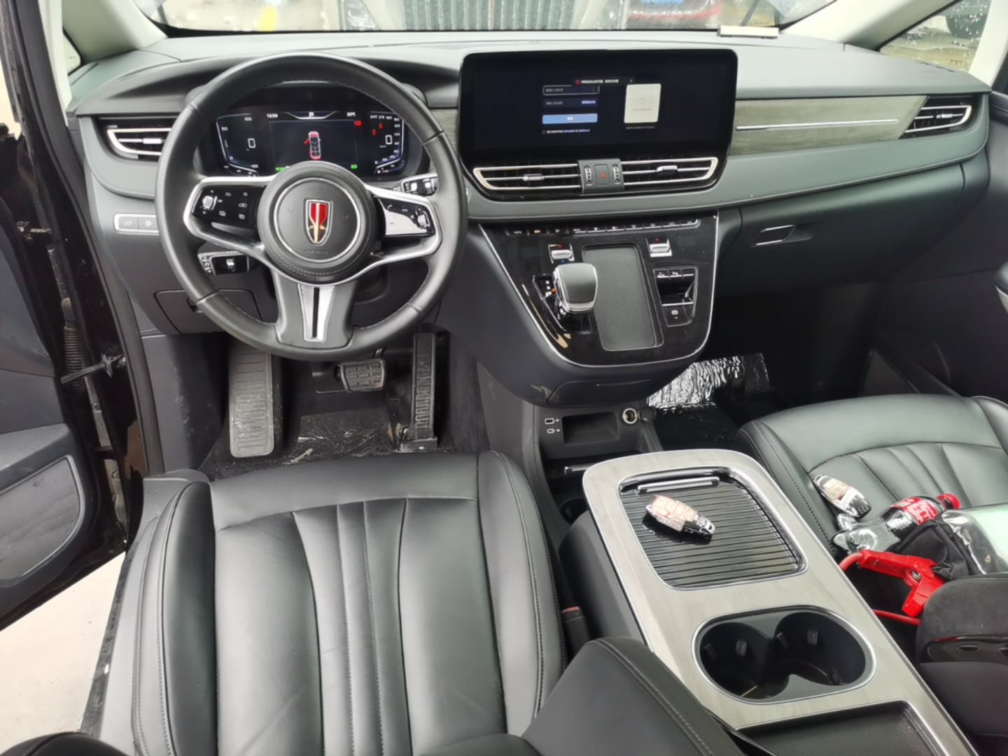 Hongqi HQ9 PHEV 2024 2.0T Four-Wheel Drive Business Edition — снимка 12