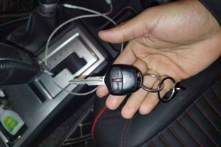 Used Mitsubishi Pajero Sport 2013 3.0L Automatic 4x4 Executive Edition
