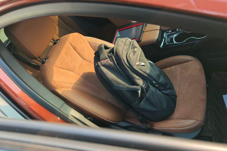 Used Buick Envision 2020 Encore S 652T Four-Wheel Drive Luxury Model
