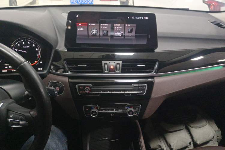 Used BMW X1 2021 Restyled sDrive25Li Leading Edition
