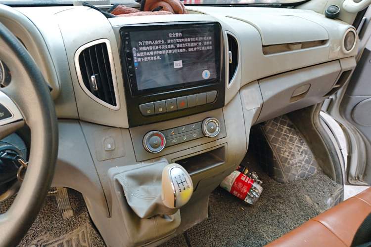 Used JAC Group Sunray 2019 1.9T Fuel-Efficient Platinum Edition 5-9 Seater Star Express
