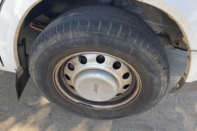 Used JMC Transit 2021 2.8T Space King Taurus Long Wheelbase Mid-Height Rear Single Tire – Step 6-Seater Diesel Euro VI JX493
