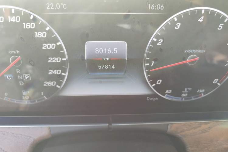 Used Mercedes-Benz E-Class 2017 E 300 L Luxury Model Odometer Close Up