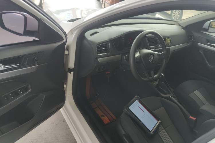 Used Volkswagen Gran Lavida 2015 1.6L Automatic Fashion Edition