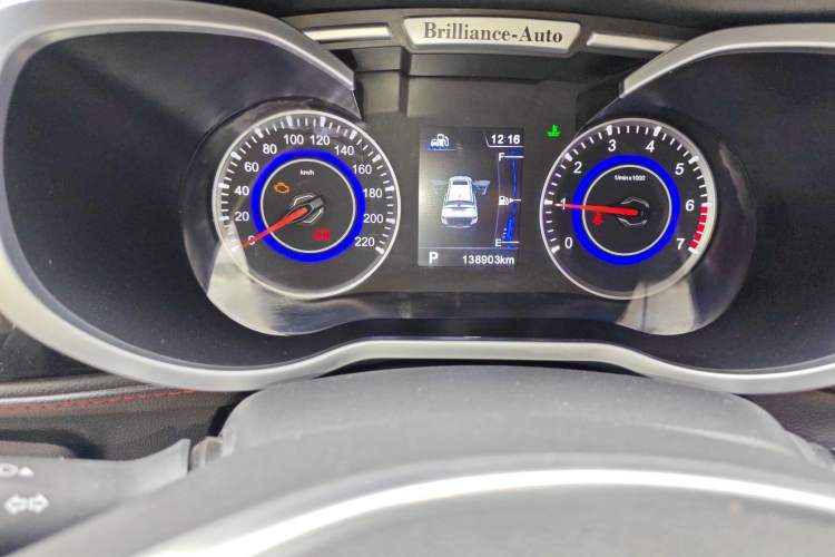 Used Brilliance V3 2016 1.5L Automatic Smart Version Odometer Close Up