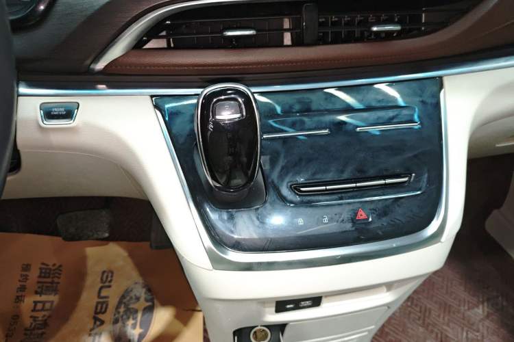 Used Buick GL8 2022 Land Business Class 652T Luxury Model
