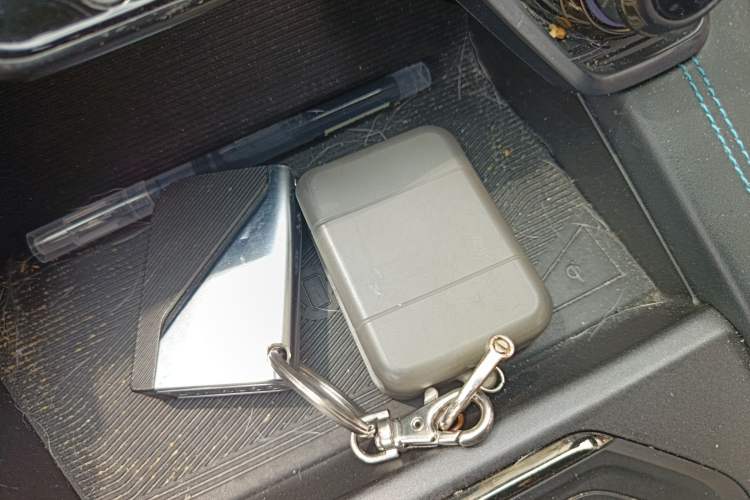 Used Lynk & Co 05 EM-P 2021 1.5TD PHEV HALO Interior 1