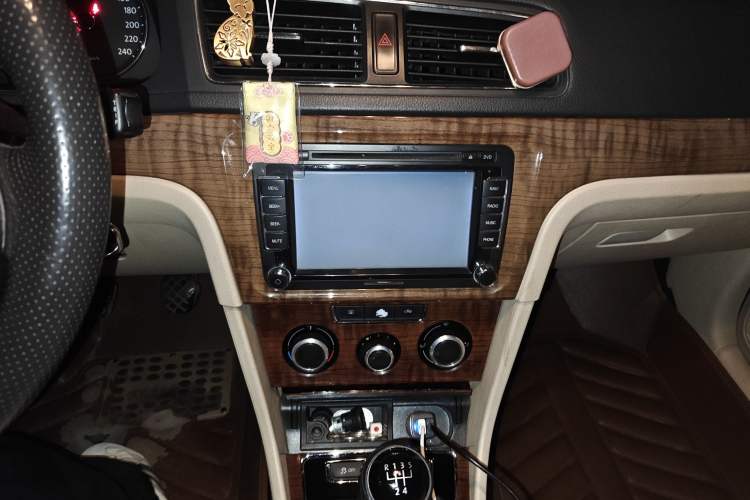 Used Volkswagen Lavida 2013 Revised Version 1.4 TSI Manual Comfort Edition
