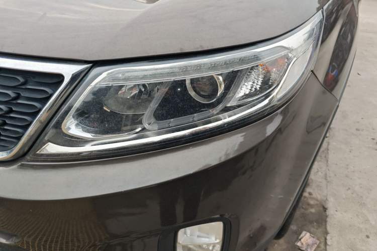 Used Kia Sorento 2013 2.4L 7-Seater Gasoline Luxury Version China IV Standard
