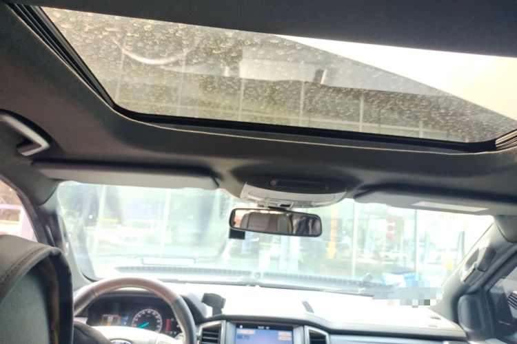 Used Ford Everest 2017 2.0T Gasoline Automatic 4x4 Luxury Edition 5 Seats
