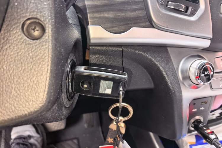 Used SsangYong Korando 2015 2.0L 4x4 Automatic Zhi Chun Edition
