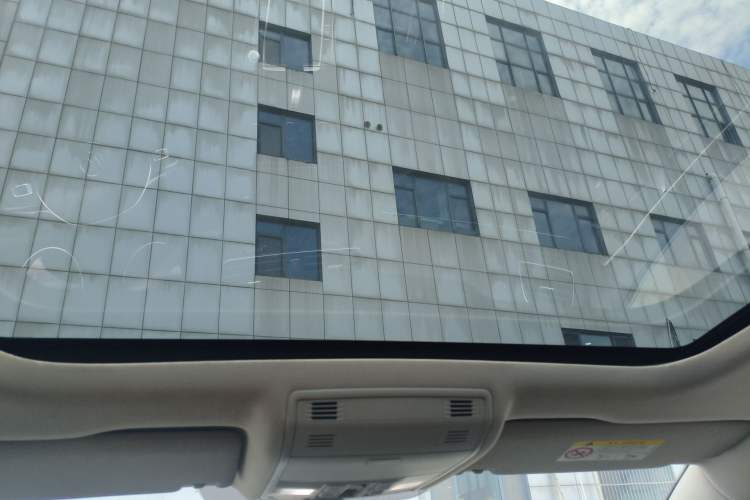 Used Volkswagen Golf 2018 230TSI Automatic Luxury Version Headliner