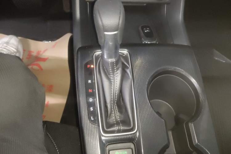 Used Honda Civic 2023 240TURBO CVT Dynamic Edition Gear Lever