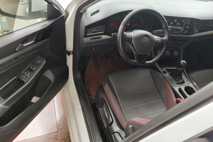 Used Volkswagen Bora 2020 1.5L Manual Comfort Version
