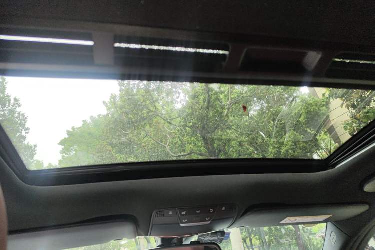 Used Mercedes-Benz C-Class 2017 C 200 Sport Edition Headliner