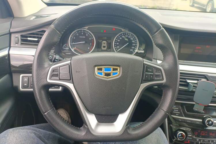 Used Geely Auto Emgrand GT 2015 2.4L Comfort Model Steering Wheel