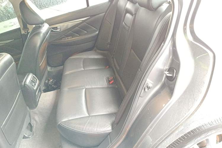 Used Infiniti Q50L 2016 2.0T Enjoyment Edition Left Rear Seat