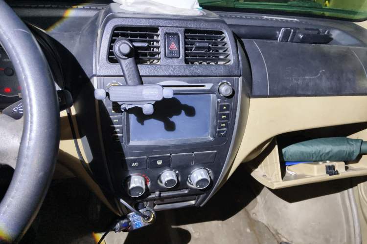 Used Dongfeng Xiaokang C37 2012 1.4L Comfort Version DK13-06
