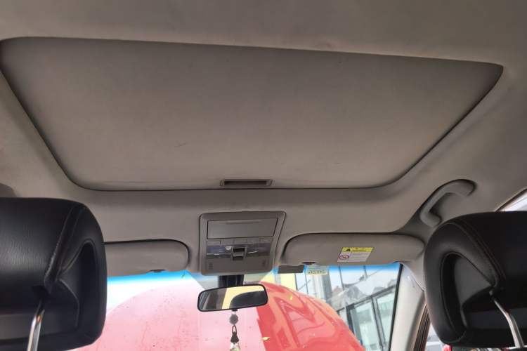 Used Chevrolet Captiva 2014 2.4L Two-Wheel Drive Urban Version 7 Seats
