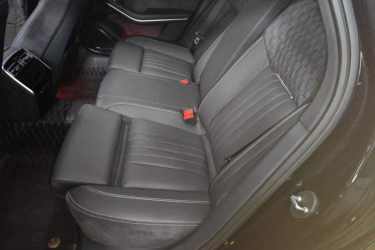 Used Hongqi H9 2022 2.0T Smart Connect Flagship Edition