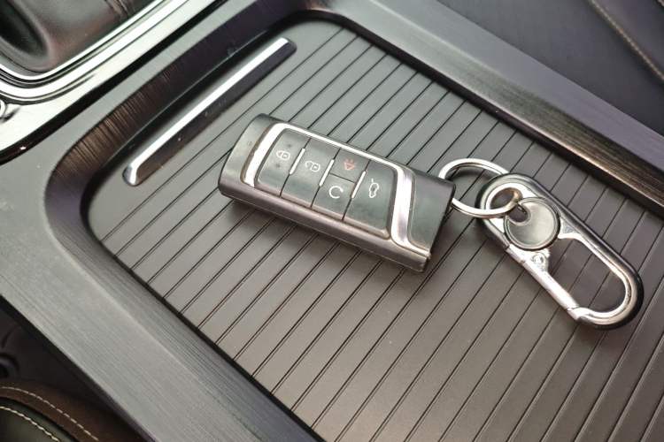 Used GAC Trumpchi M6 2021 PRO 270T DCT Luxury Edition
