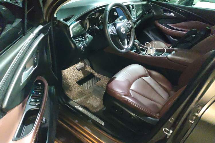 Used Buick Envision 2015 20T Four-Wheel Drive Luxury Model Driver Seat