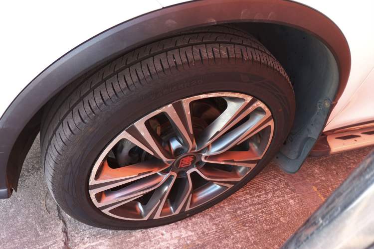 Used BYD Tang 2018 2.0T Automatic SmartConnect Prestige 7-Seater China V Standard
