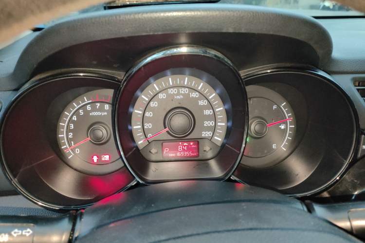 Used Kia K2 2011 Sedan 1.4L Automatic GLS
