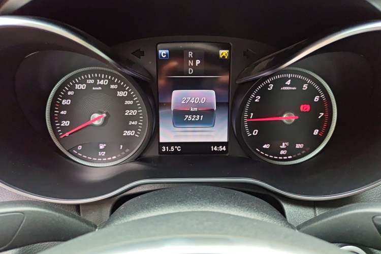 Used Mercedes-Benz C-Class 2018 C 200 Sport Edition Odometer Close Up