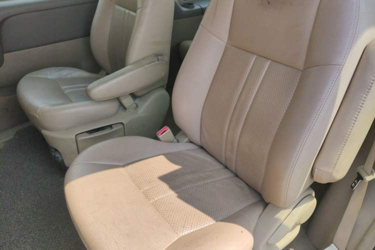 Used Buick GL8 2014 2.4L Classic Edition