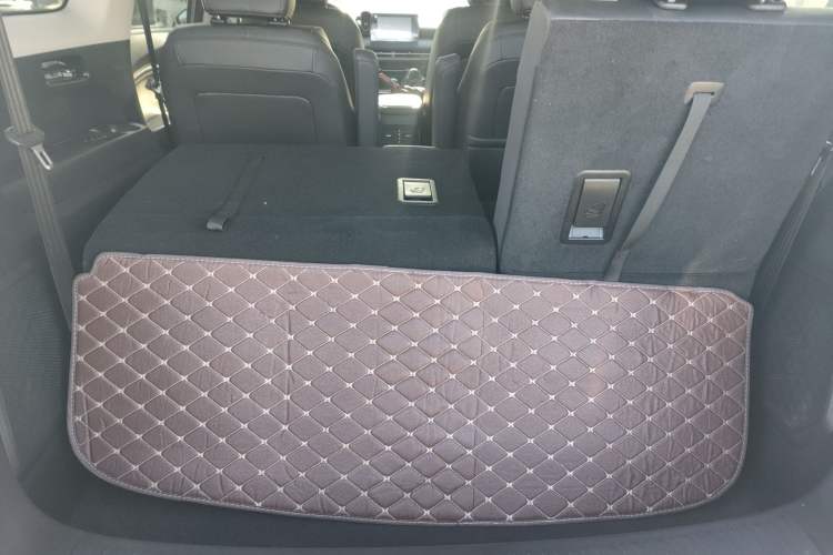 Used Wuling Jiachen 2022 1.5L Manual Light Comfort Edition
