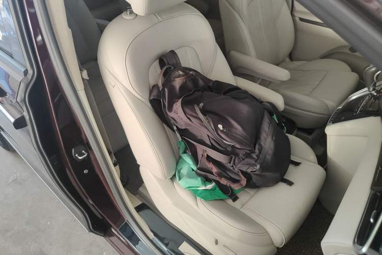 Used Buick GL8 2017 28T Avenir Avia National Emission Standard V