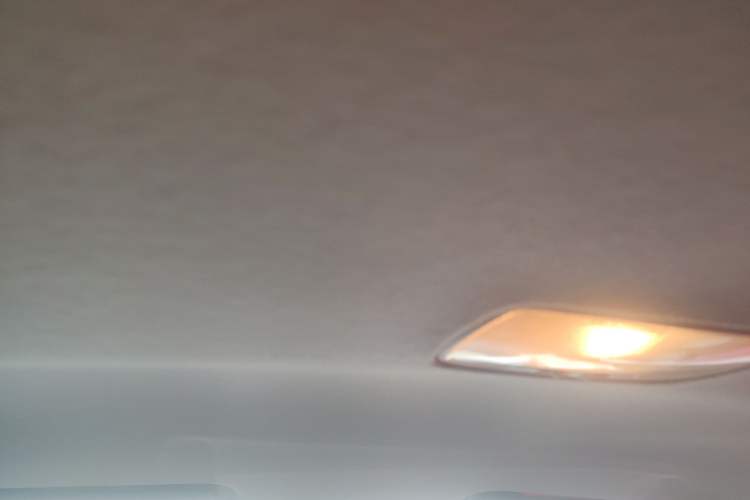 Used Honda Vezel 2017 1.5L manual two-wheel drive Comfort trim level Headliner