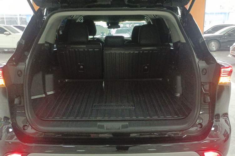 Used Toyota Highlander 2026 Model 2.5L Intelligent Electric Hybrid Dual-Engine Two-Wheel-Drive Elite Edition 5-seater Trunk