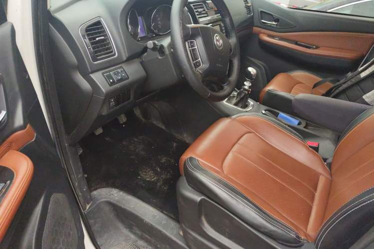 Used FORTHING F600 2016 F600L 1.5T Luxury Model Left Front Seat