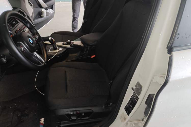 Used BMW 1 Series 2013 Facelifted 118i Leading Edition